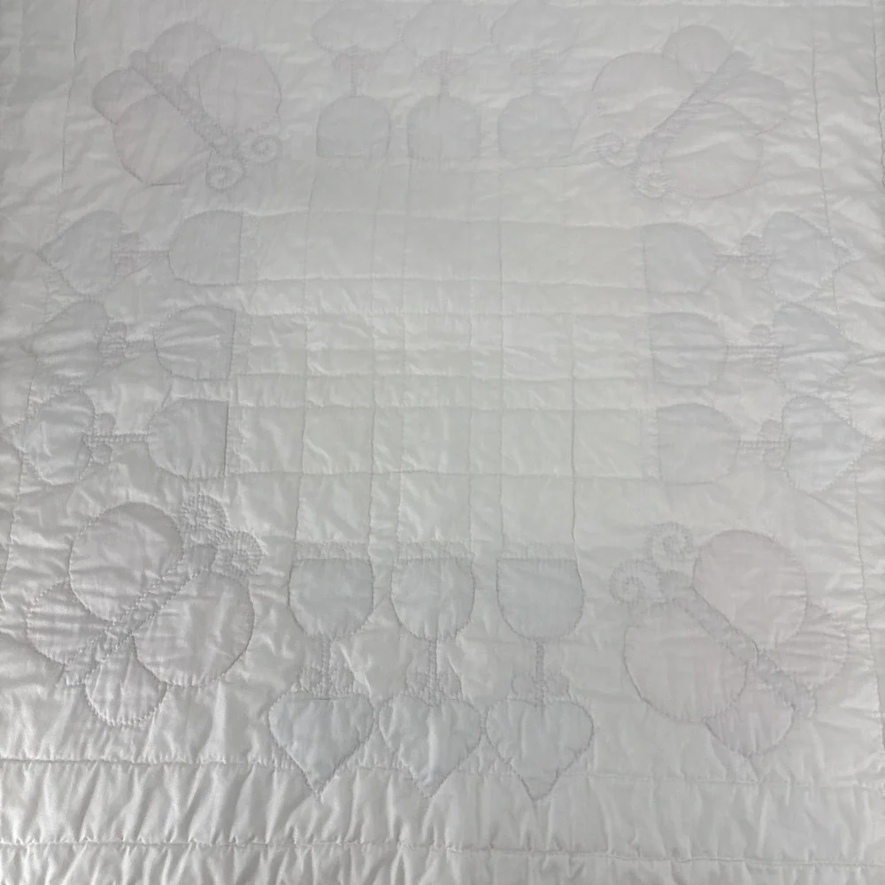 Vintage Handmade Butterfly & Flower Baby Blanket Quilt 39x39